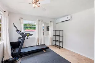 156 Granada Dr, Palm Springs, FL 33461 - Photo 22