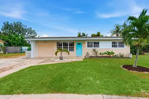 156 Granada Dr, Palm Springs, FL 33461 - Photo 18