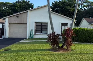 5075 Mirror Lakes Blvd, Boynton Beach, FL 33472 - Photo 2
