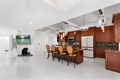 2557 SW 14th Court, Deerfield Beach, FL 33442 - Photo 4