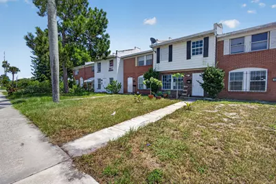 1028 36th Street, West Palm Beach, FL 33407 - Photo 2
