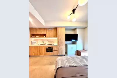 11 NE 6th Street #2606, Miami, FL 33132 - Photo 10