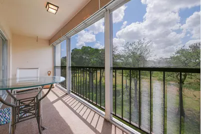 6080 NW 44th Street NW #Apt 414, Lauderhill, FL 33319 - Photo 2