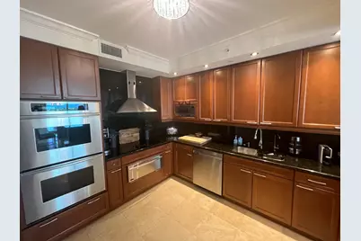 20201 E Country Club Drive #1009, Aventura, FL 33180 - Photo 2