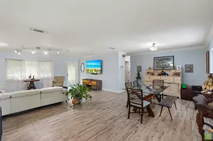 291 Lake Dr, Coconut Creek, FL 33066 - Photo 10
