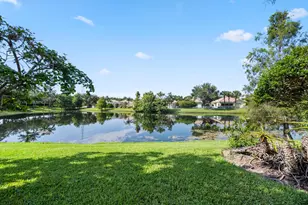 8038 Montserrat Pl, Wellington, FL 33414 - Photo 32