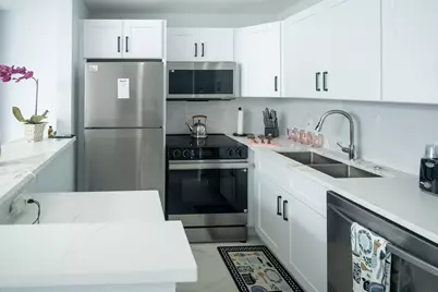 147 Sussex H, West Palm Beach, FL 33417 - Photo 6
