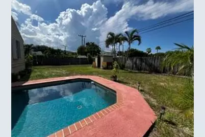 1007 Avon Road, West Palm Beach, FL 33401 - Photo 2