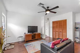 1007 Avon Rd, West Palm Beach, FL 33401 - Photo 10
