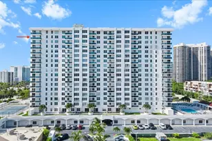 3015 N Ocean Blvd, Fort Lauderdale, FL 33308 - Photo 2