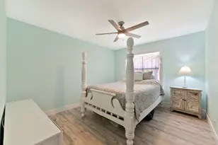 8501 NW 80 St, Tamarac, FL 33321 - Photo 22