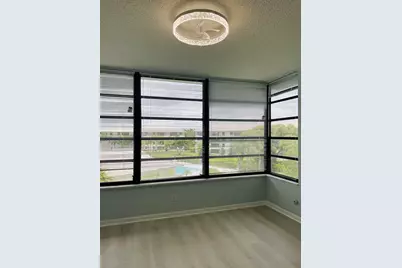 3635 Whitehall Drive #404, West Palm Beach, FL 33401 - Photo 14