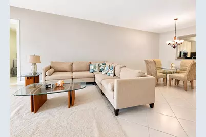 6 Harbour Isle Drive E #205, Fort Pierce, FL 34949 - Photo 4