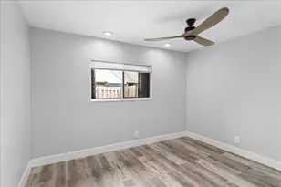2062 SW 82nd Ave, Davie, FL 33324 - Photo 10