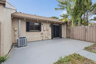 2062 SW 82nd Avenue, Davie, FL 33324 - Photo 14