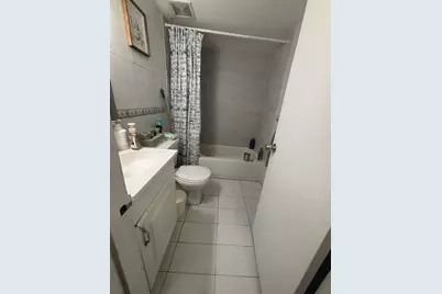 255 NW 27th Court, Miami, FL 33125 - Photo 4