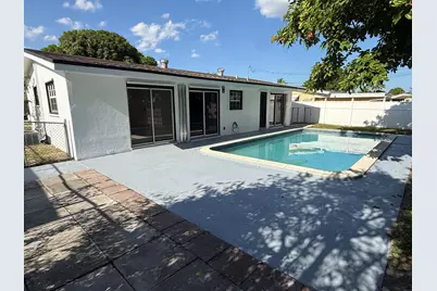 7820 Orleans Street, Miramar, FL 33023 - Photo 8