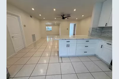 7820 Orleans Street, Miramar, FL 33023 - Photo 16