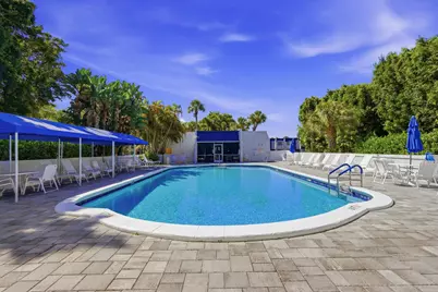 4489 Luxemburg Court #202, Lake Worth, FL 33467 - Photo 38
