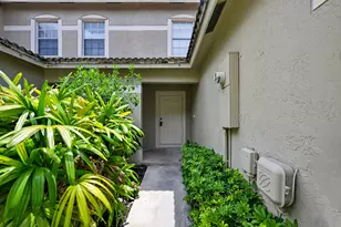 8658 S Southgate Shores Cir, Tamarac, FL 33321 - Photo 2