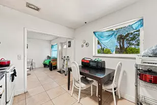 1010 Burlington St, Opa Locka, FL 33054 - Photo 16