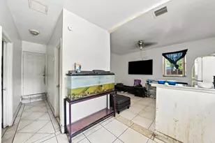 1010 Burlington St, Opa Locka, FL 33054 - Photo 32