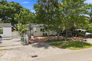 1010 Burlington St, Opa Locka, FL 33054 - Photo 46