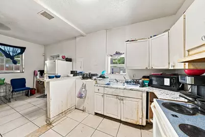 1010 Burlington Street, Opa Locka, FL 33054 - Photo 34