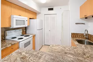 106 Villa Cir, Boynton Beach, FL 33435 - Photo 8