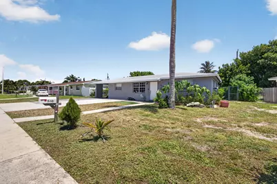 3408 Avenue H W, West Palm Beach, FL 33404 - Photo 2