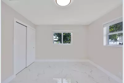 215 Evergreen Drive, West Palm Beach, FL 33403 - Photo 32
