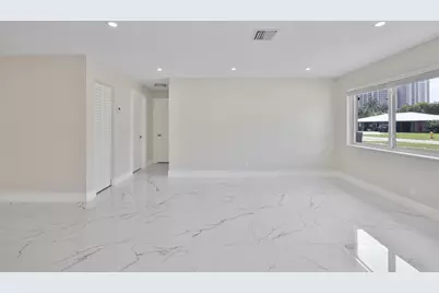 215 Evergreen Drive, West Palm Beach, FL 33403 - Photo 10