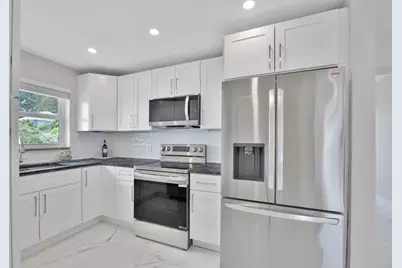 215 Evergreen Drive, West Palm Beach, FL 33403 - Photo 14