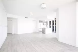 488 NE 18th St, Miami, FL 33132 - Photo 4