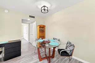 197 Sussex K, West Palm Beach, FL 33417 - Photo 12