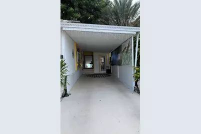 107 Havenwood Drive, Pompano Beach, FL 33064 - Photo 2