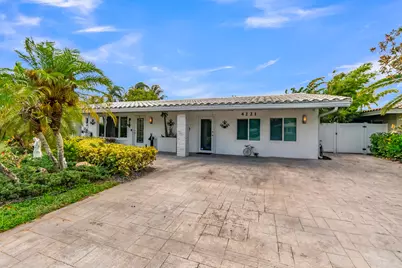 4221 NE 16th Avenue, Oakland Park, FL 33334 - Photo 2
