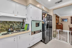 4221 NE 16th Ave, Oakland Park, FL 33334 - Photo 20