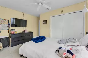 4221 NE 16th Ave, Oakland Park, FL 33334 - Photo 30