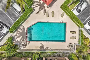 2721 Ocean Club Blvd, Hollywood, FL 33019 - Photo 30