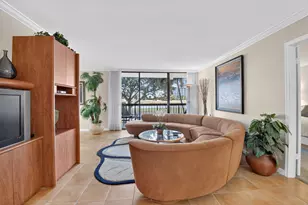 1721 Bridgewood Dr, Boca Raton, FL 33434 - Photo 14