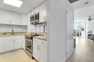 2800 N Flagler Dr, West Palm Beach, FL 33407 - Photo 8