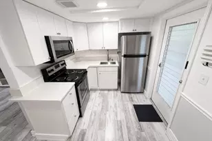 209 SE 6th St, Boynton Beach, FL 33435 - Photo 4