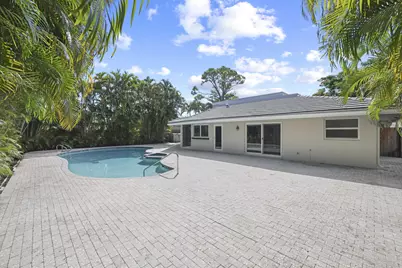 824 Foxpointe Circle, Delray Beach, FL 33445 - Photo 40