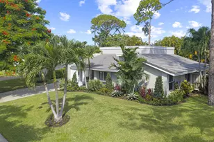 824 Foxpointe Cir, Delray Beach, FL 33445 - Photo 42