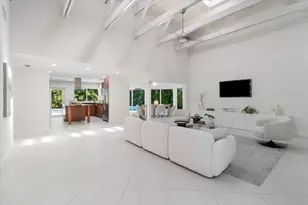 824 Foxpointe Cir, Delray Beach, FL 33445 - Photo 8