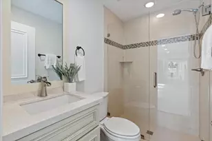824 Foxpointe Cir, Delray Beach, FL 33445 - Photo 24