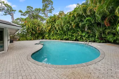 824 Foxpointe Circle, Delray Beach, FL 33445 - Photo 28