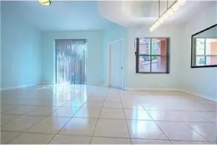 626 SW 106th Ave, Pembroke Pines, FL 33025 - Photo 16