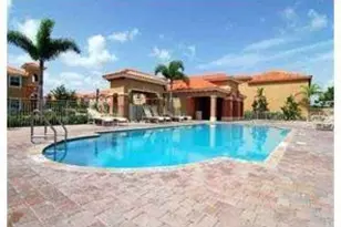 626 SW 106th Ave, Pembroke Pines, FL 33025 - Photo 12